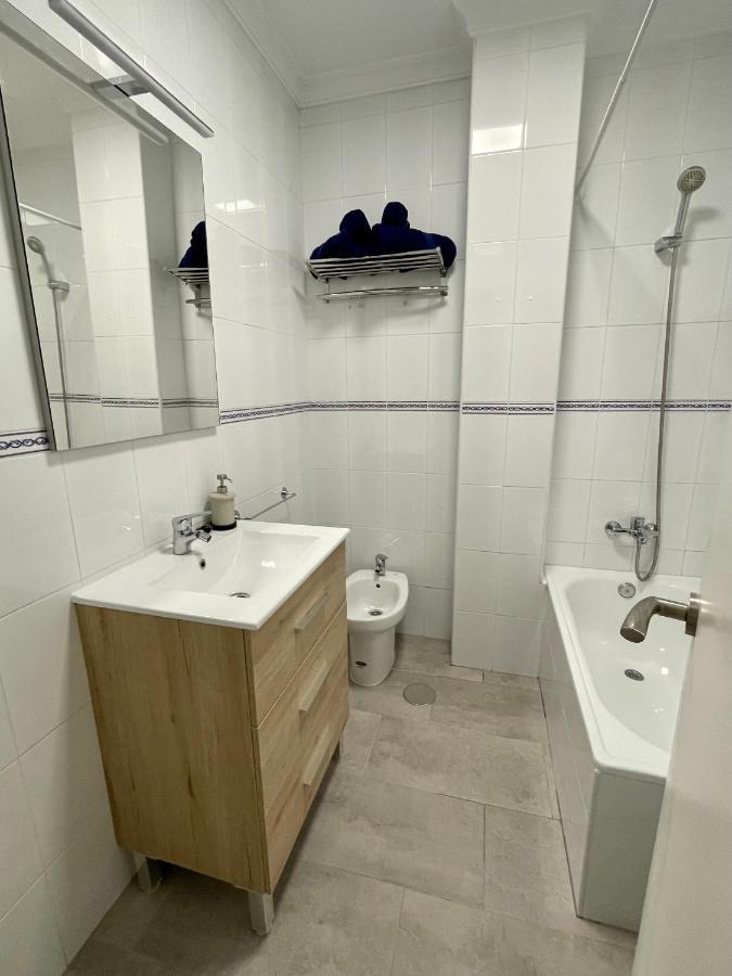 Apartamento Conil Playa & Centrico, Con Aire Acond Y Wifi -Solo Familias Y Parejas- Conil De La Frontera Luaran gambar