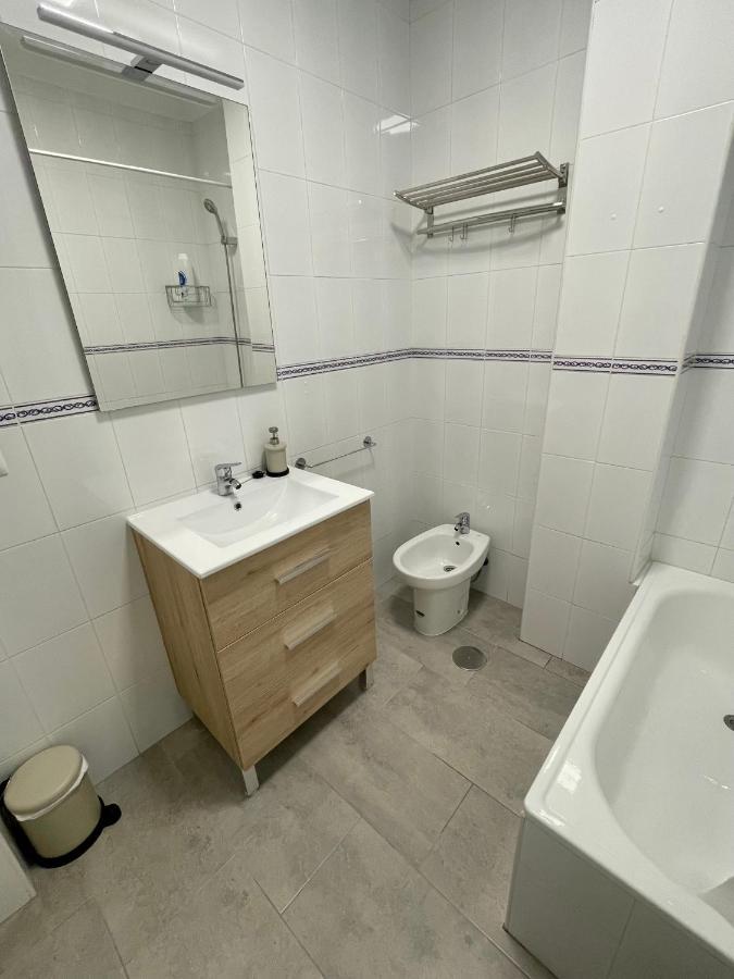 Apartamento Conil Playa & Centrico, Con Aire Acond Y Wifi -Solo Familias Y Parejas- Conil De La Frontera Luaran gambar