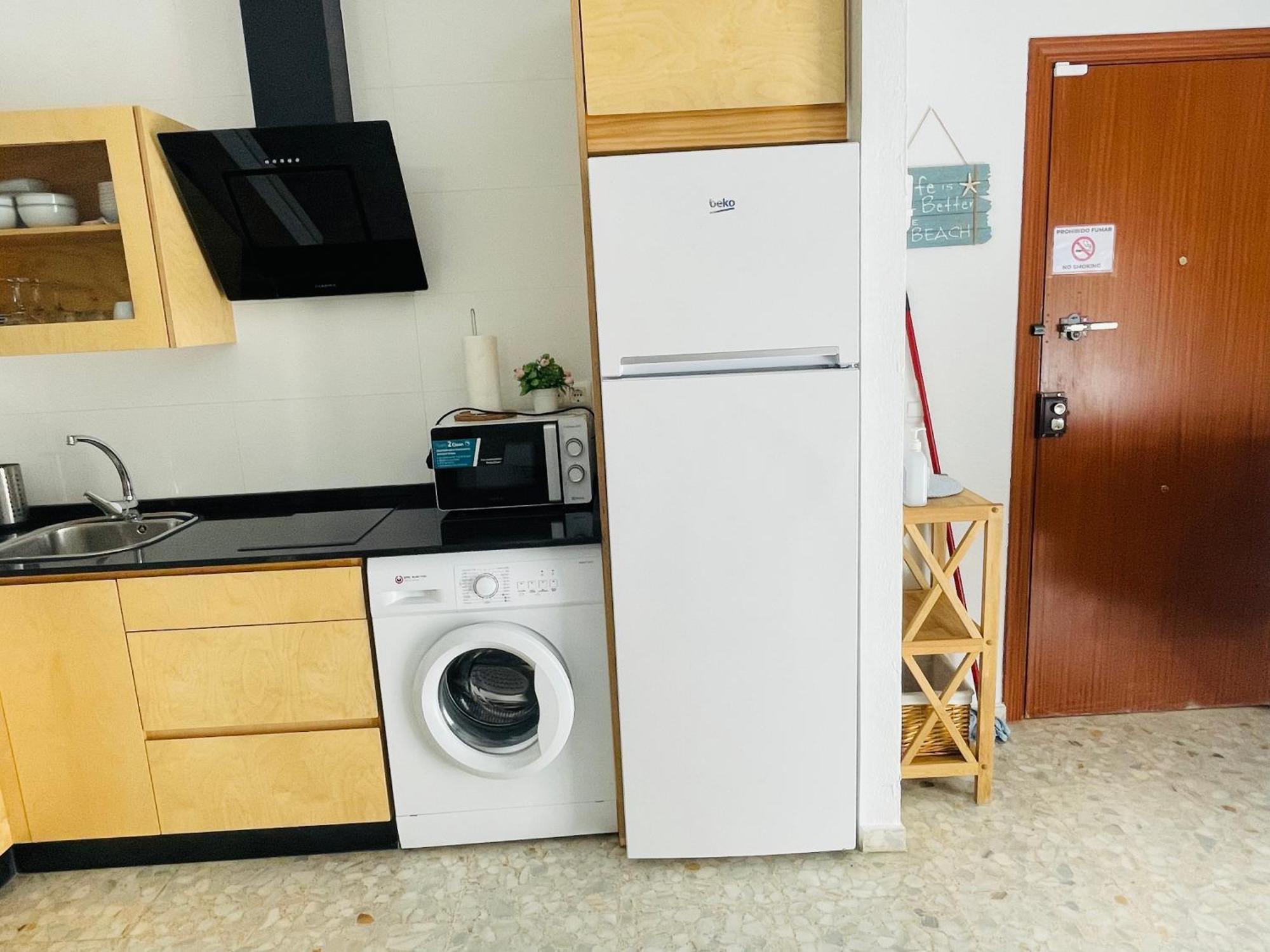 Apartamento Conil Playa & Centrico, Con Aire Acond Y Wifi -Solo Familias Y Parejas- Conil De La Frontera Luaran gambar