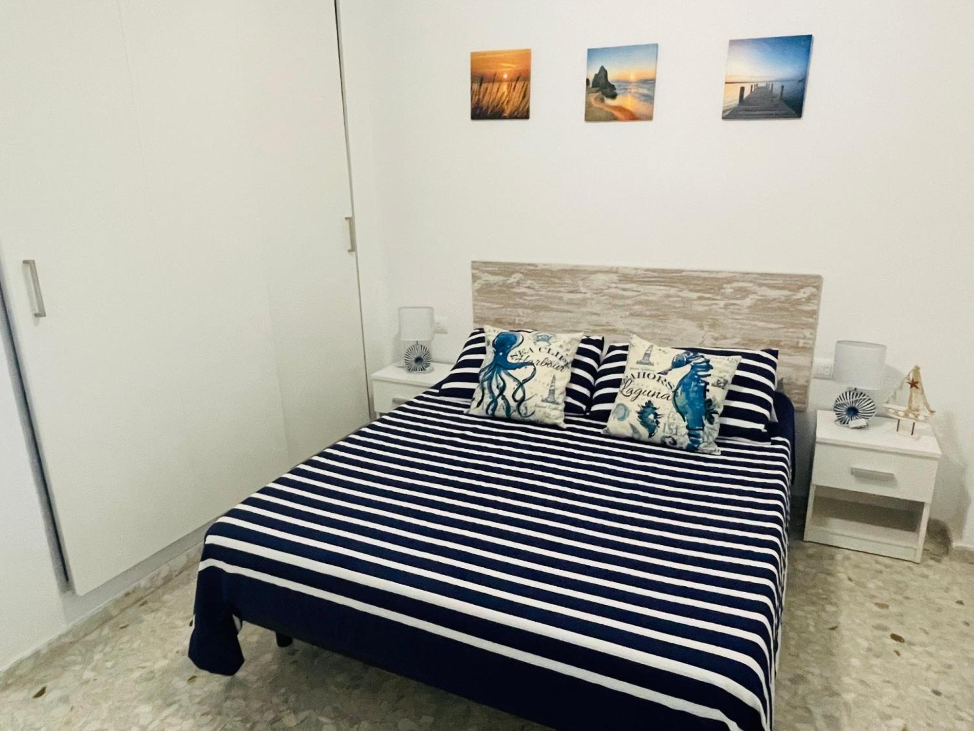 Apartamento Conil Playa & Centrico, Con Aire Acond Y Wifi -Solo Familias Y Parejas- Conil De La Frontera Luaran gambar